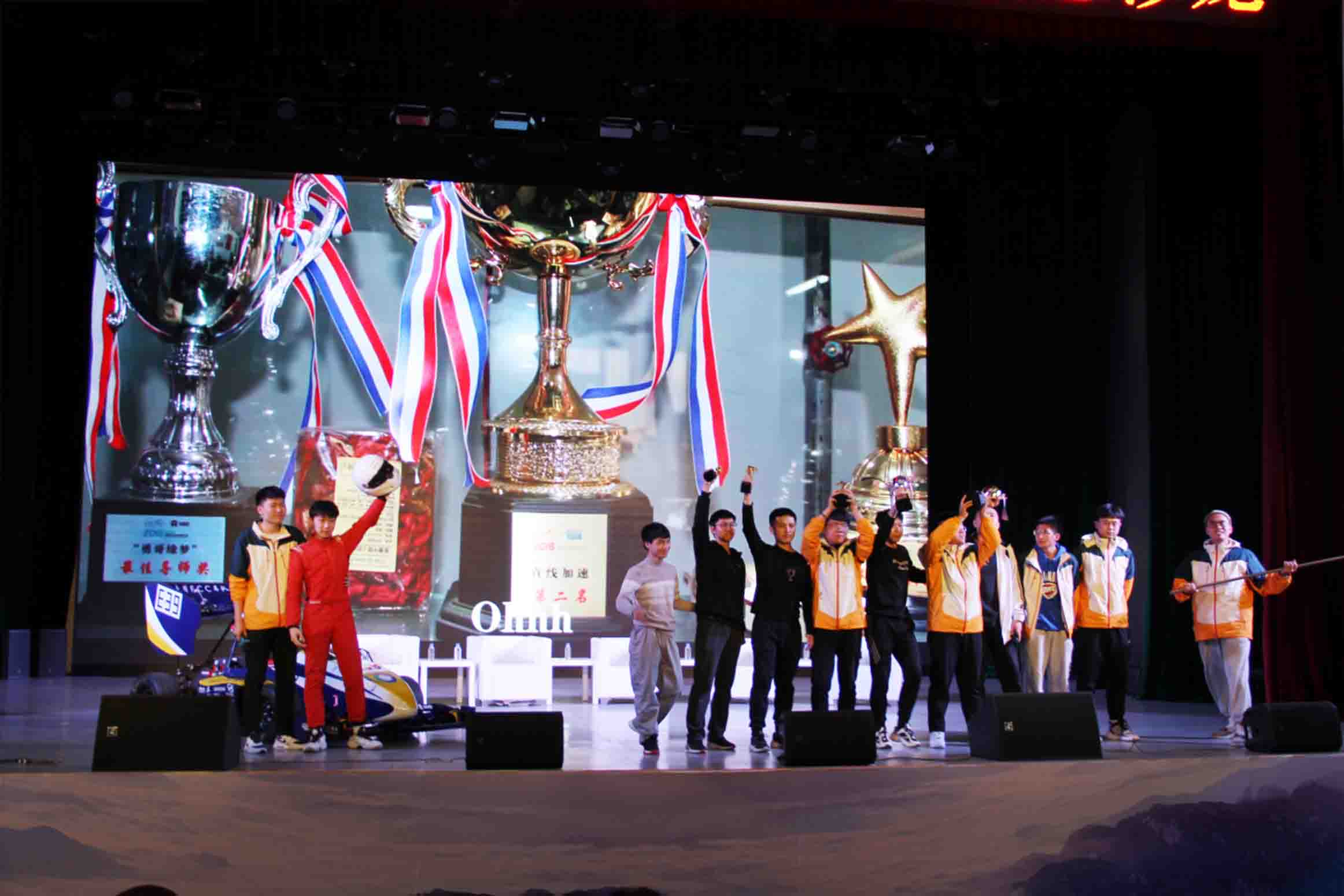 6070034acce10.jpg 4.jpg